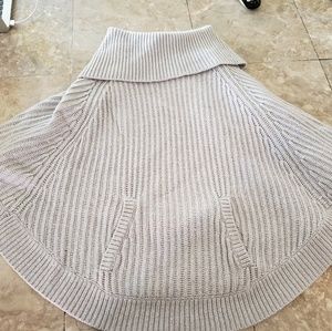 Stunning Calvin Klein women's size XS shawl